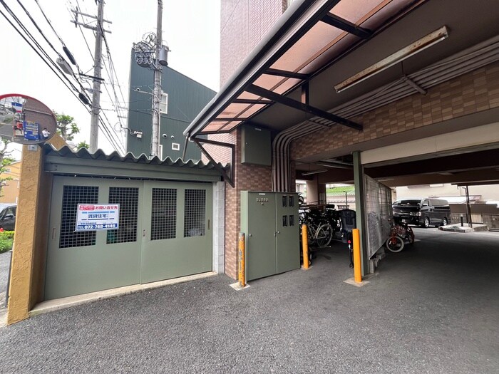 物件外観写真3　(建物設備)