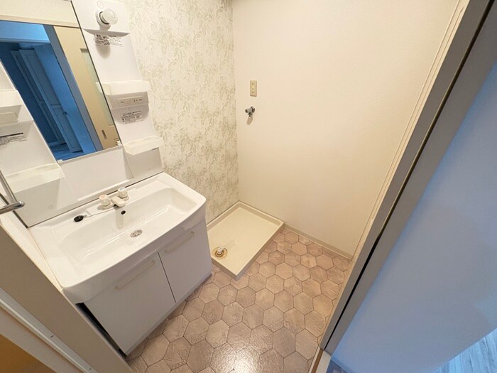 物件内観写真12　(洗面)