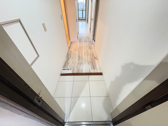 物件内観写真20　(廊下)