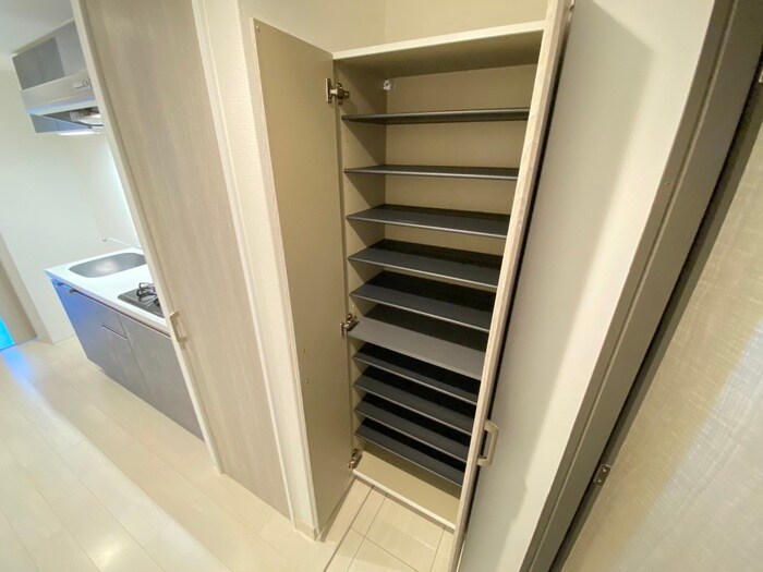 物件内観写真18　(靴箱)