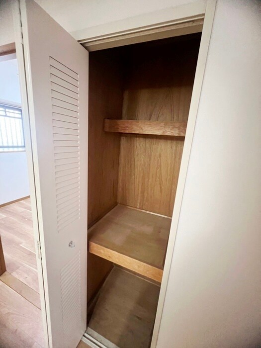 物件内観写真11　(収納)