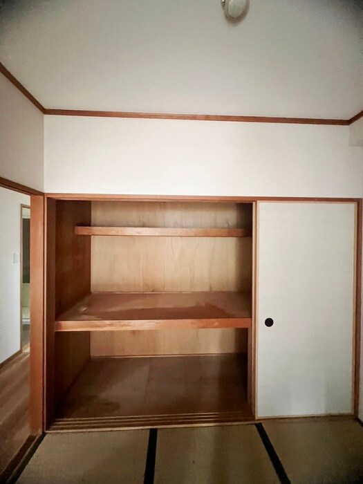 物件内観写真13　(収納)