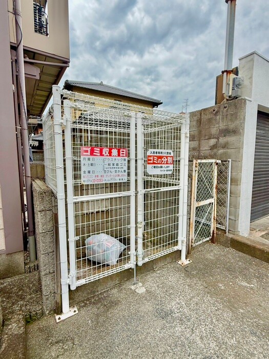 物件外観写真4　(建物設備)