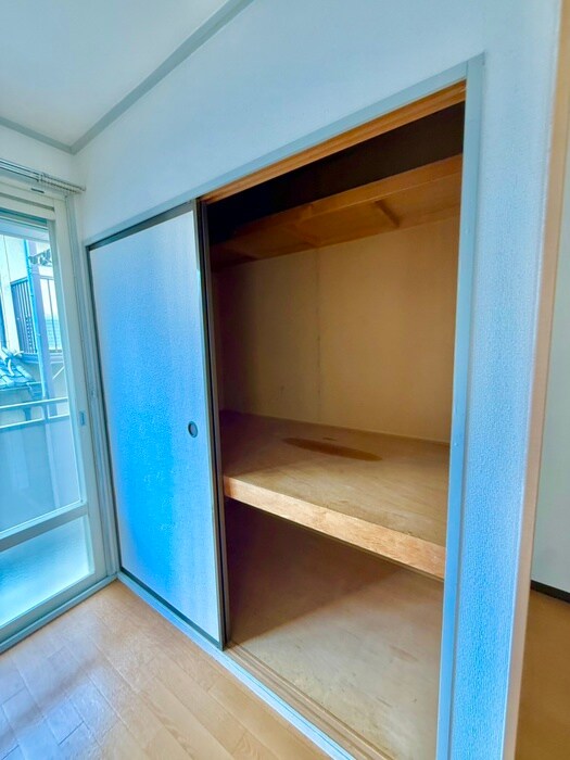 物件内観写真12　(収納)