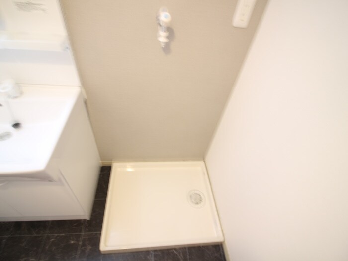 物件内観写真22　(洗濯機置場)