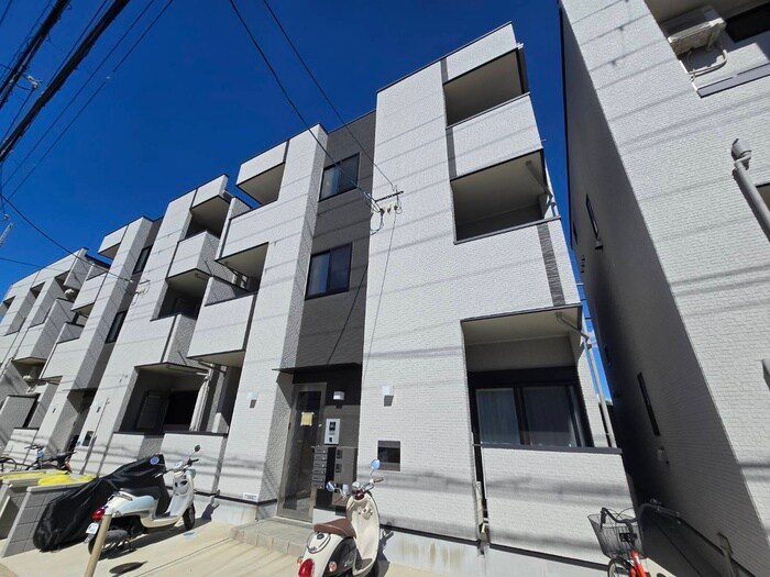 物件外観写真2　(外観写真)