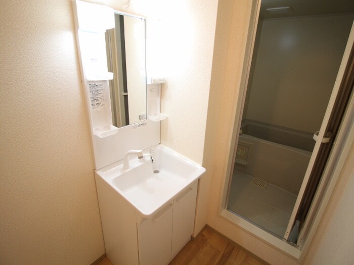 物件内観写真12　(洗面)