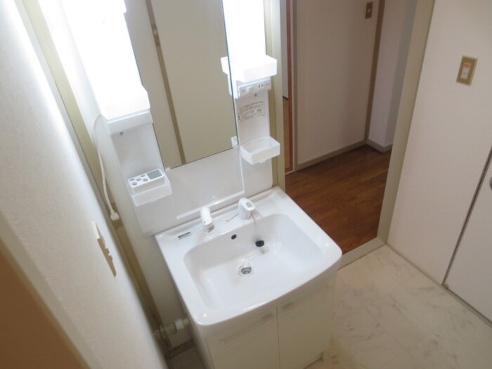 物件内観写真7　(洗面)