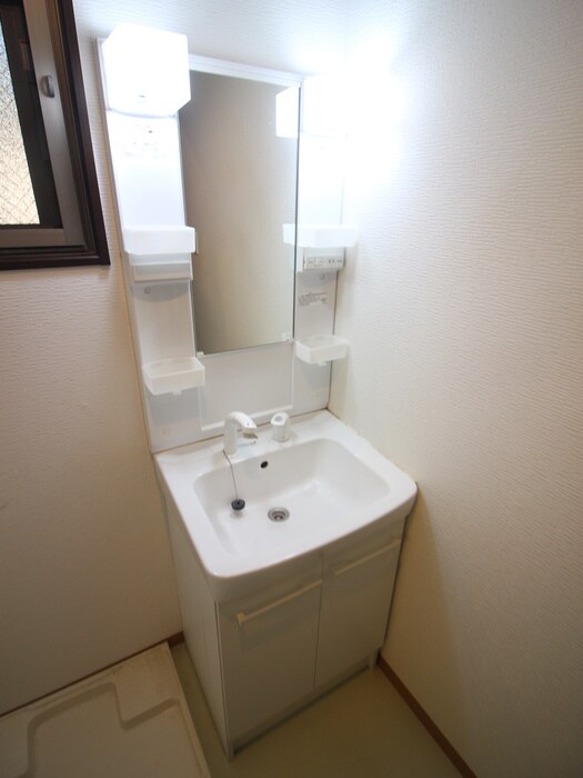 物件内観写真11　(洗面)