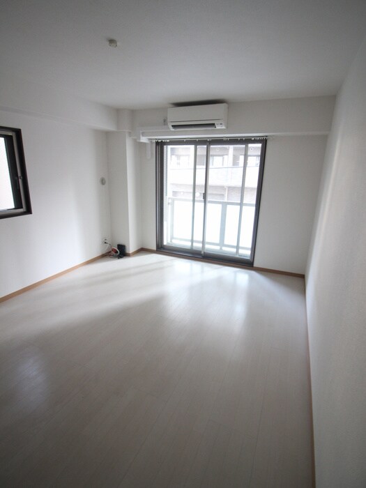 物件内観写真16　(居室)