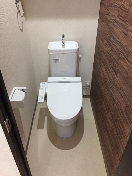 物件内観写真10　(トイレ)