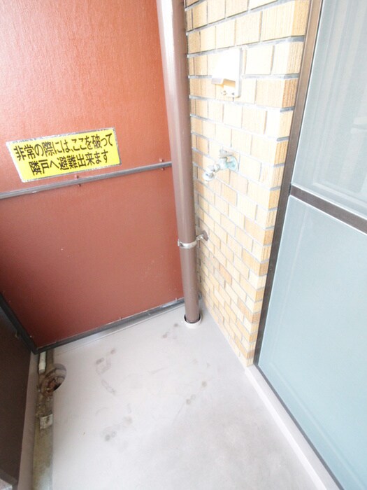 物件内観写真20　(洗濯機置場)