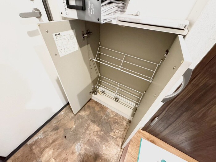 物件内観写真9　(靴箱)