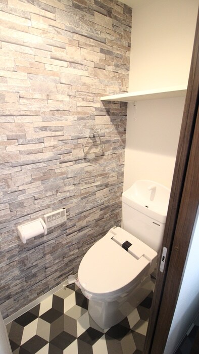 物件内観写真11　(トイレ)