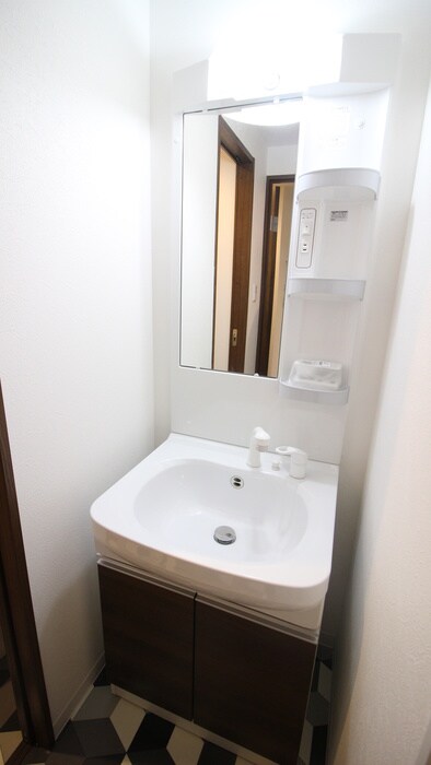 物件内観写真12　(洗面)