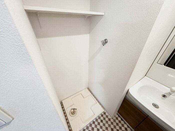 物件内観写真17　(洗濯機置場)