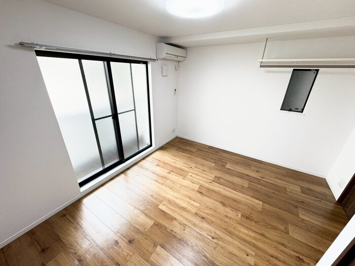 物件内観写真19　(居室)