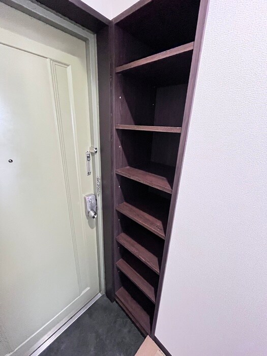 物件内観写真14　(靴箱)