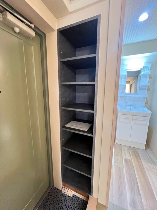 物件内観写真14　(靴箱)