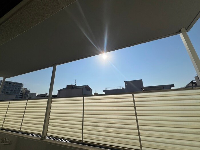 物件内観写真16　(室内からの展望)