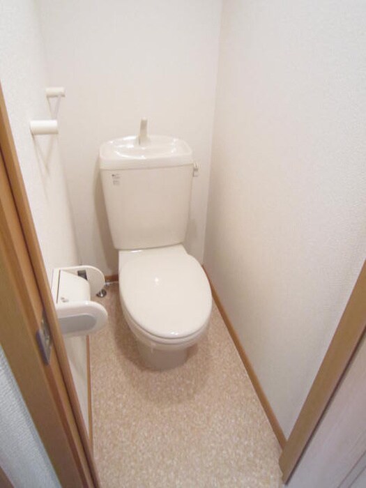 物件内観写真11　(トイレ)