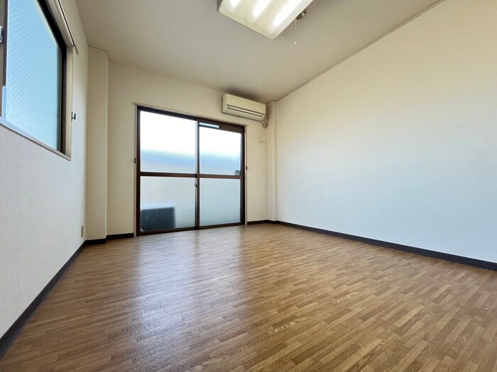 物件内観写真20　(居室)