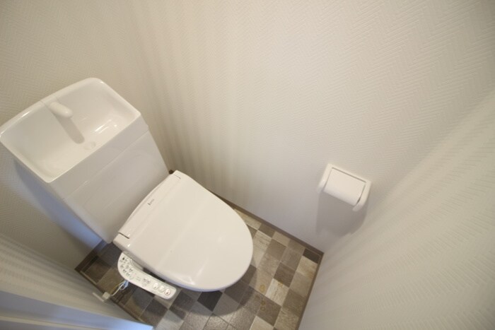 物件内観写真11　(トイレ)