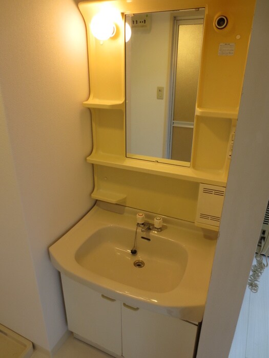 物件内観写真11　(洗面)