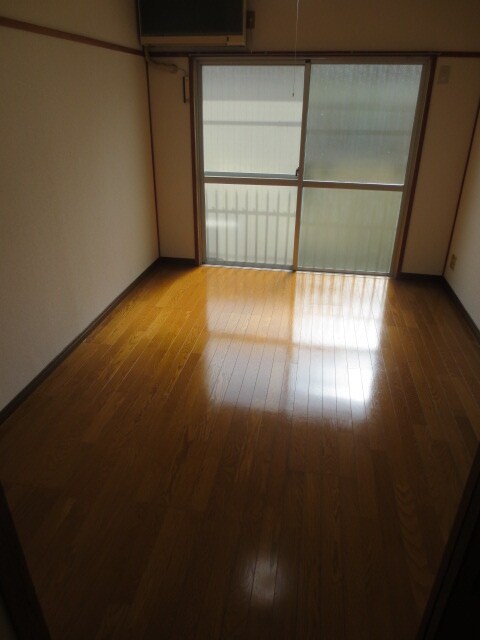 物件内観写真11　(居室)