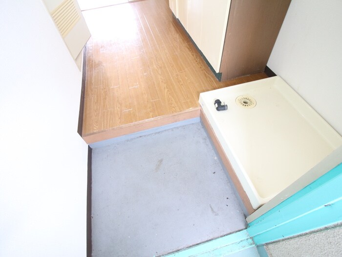 物件内観写真14　(玄関)