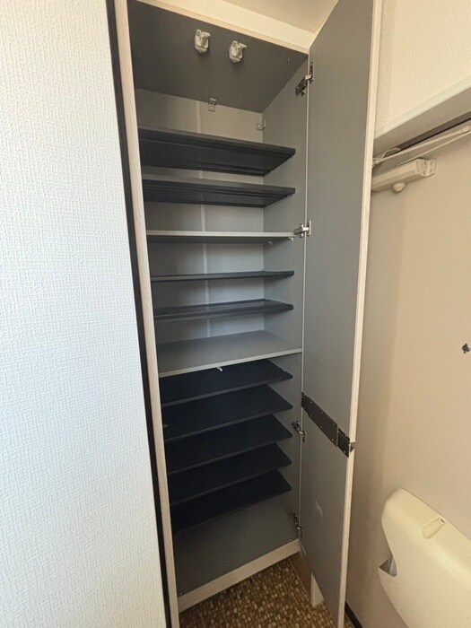 物件内観写真17　(靴箱)