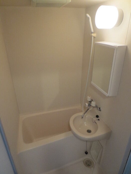 物件内観写真11　(バス／シャワールーム等)