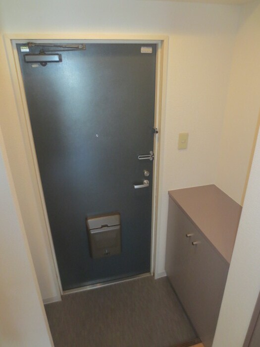 物件内観写真14　(玄関)