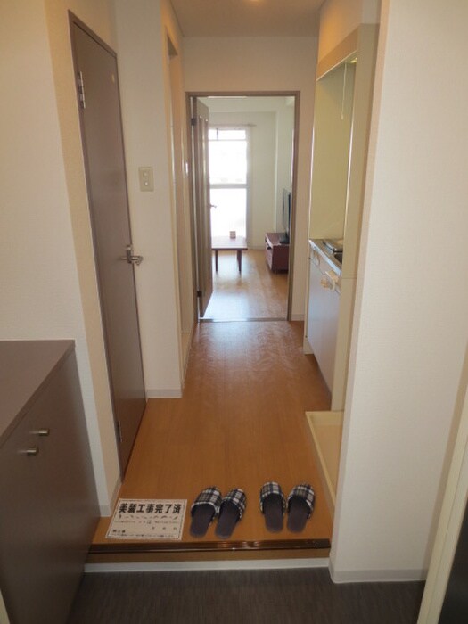 物件内観写真15　(廊下)