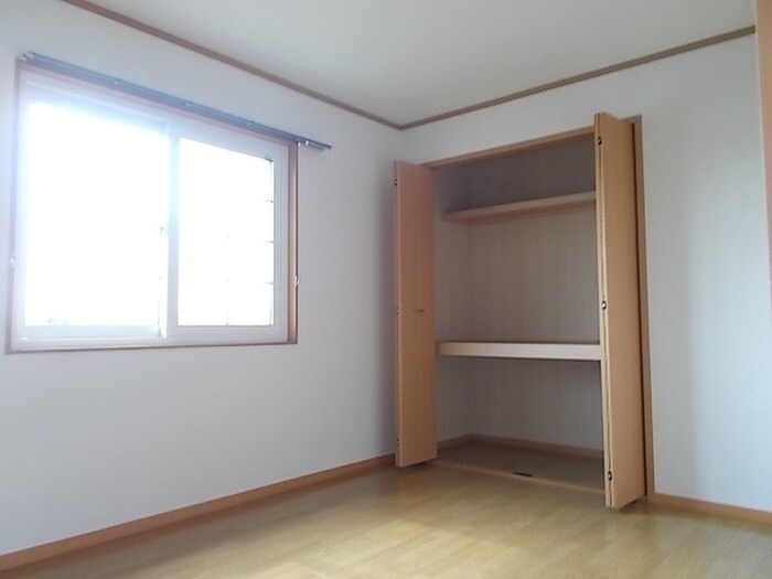 物件内観写真6　(居室)