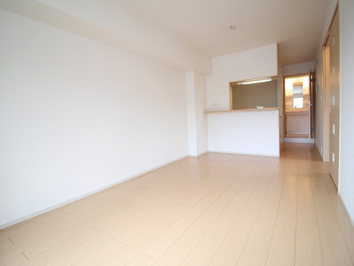 物件内観写真6　(居室)