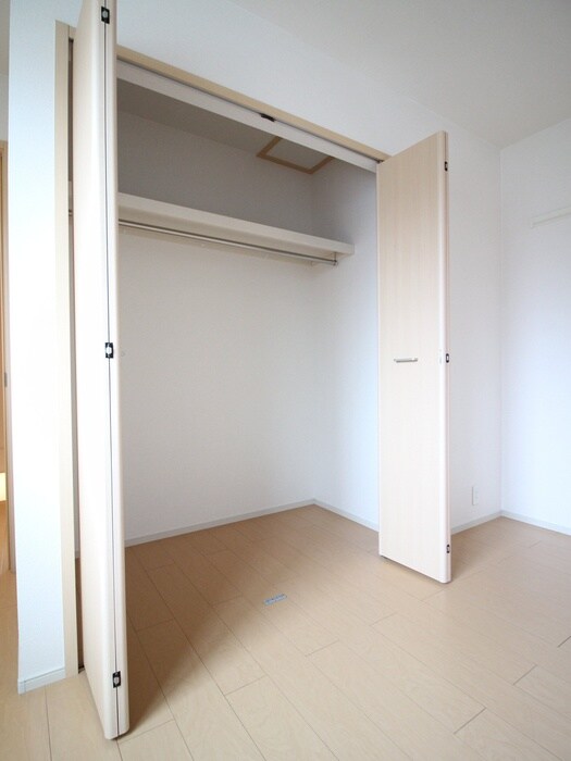 物件内観写真9　(収納)