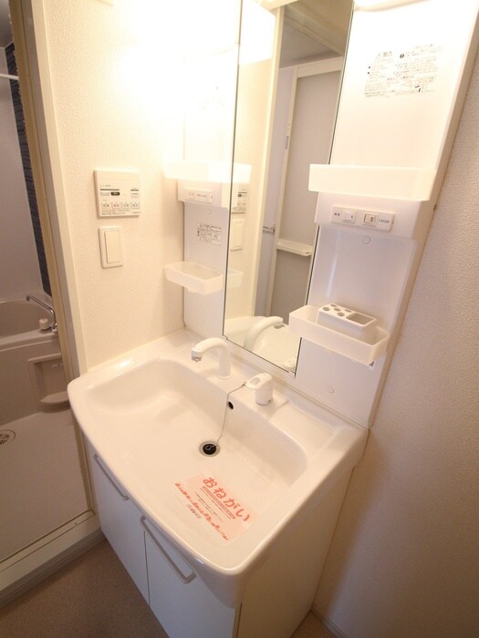 物件内観写真11　(洗面)