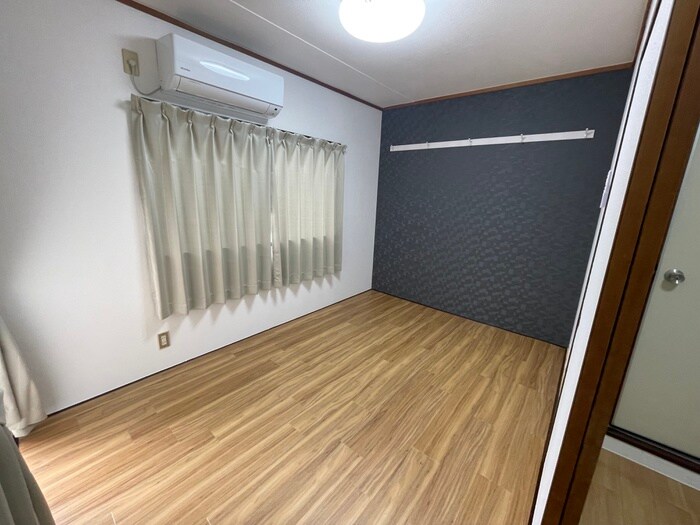 物件内観写真4　(居室)