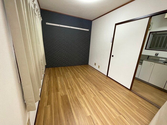 物件内観写真6　(居室)