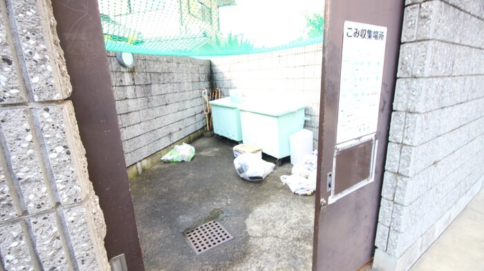 物件外観写真5　(建物設備)