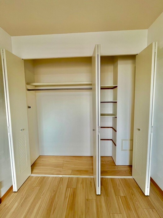 物件内観写真11　(収納)