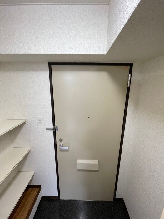 物件内観写真20　(玄関)