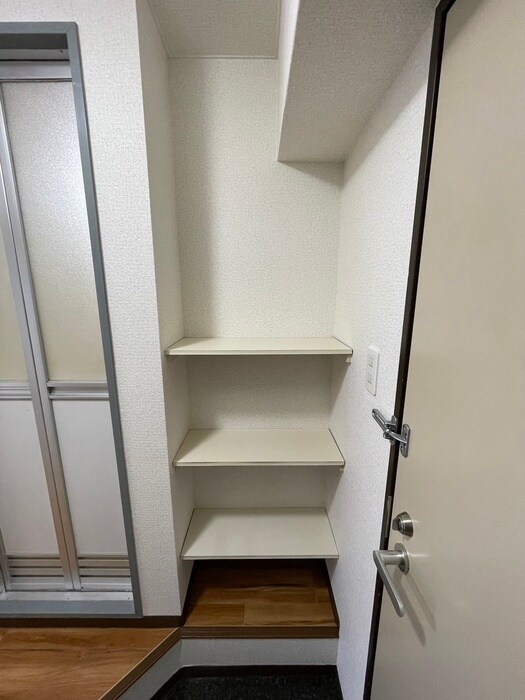 物件内観写真21　(靴箱)