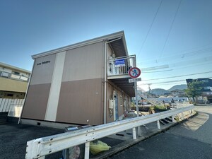 ハイツ セルリアン外観写真