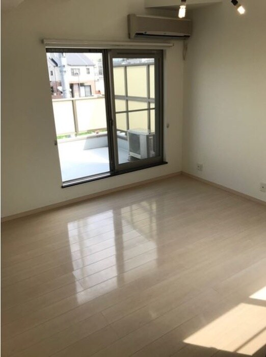 物件内観写真11　(居室)