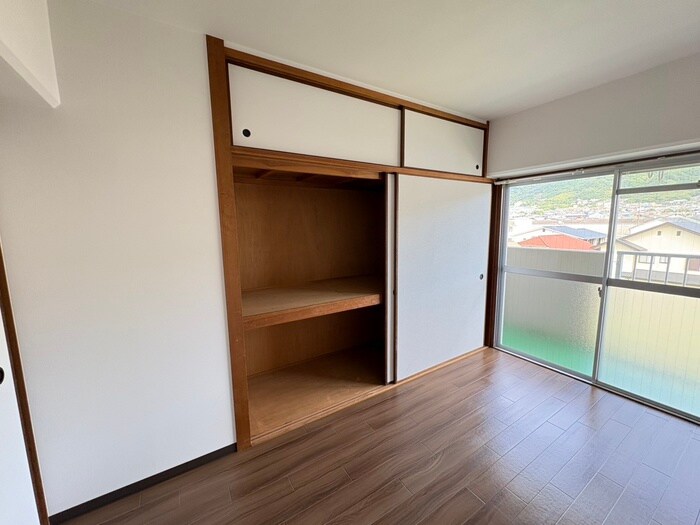 物件内観写真18　(収納)