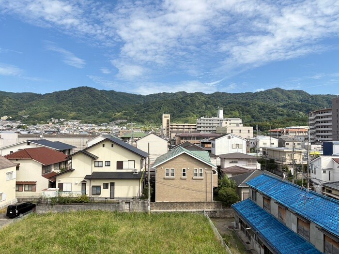 物件内観写真21　(室内からの展望)