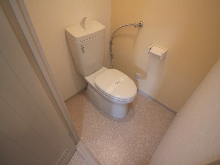 物件内観写真10　(トイレ)