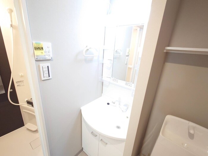 物件内観写真12　(洗面)